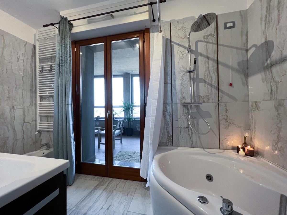 Holy-Day Rooms Milano Экстерьер фото