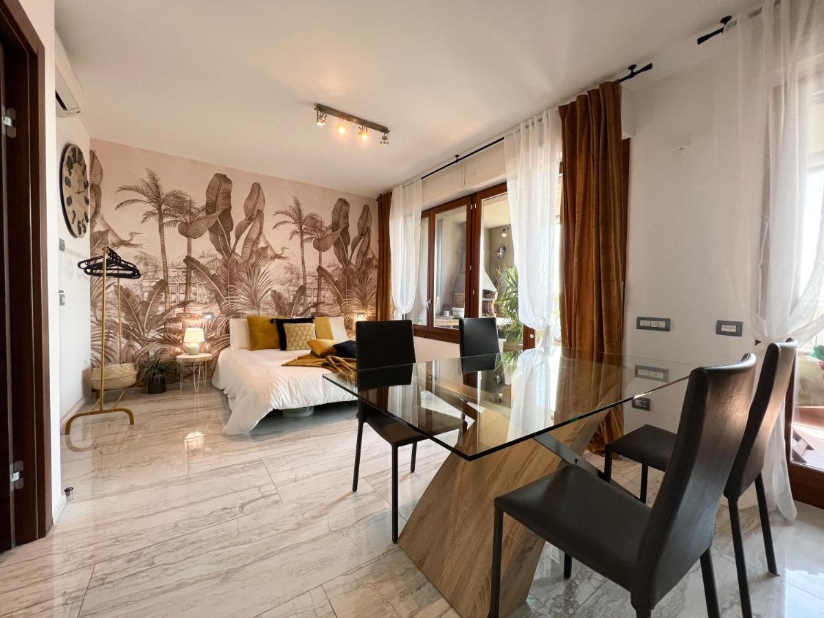Holy-Day Rooms Milano Экстерьер фото